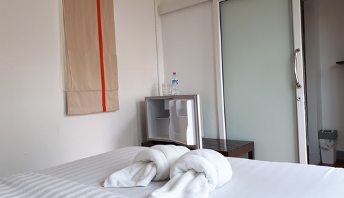 Habitación con 1 cama doble o 2 individuales