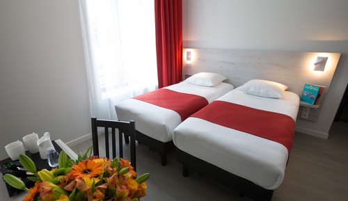 Habitación con 2 camas individuales