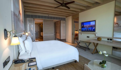 Suite, 1 habitación, balcón, vistas al complejo turístico (Louge Access)