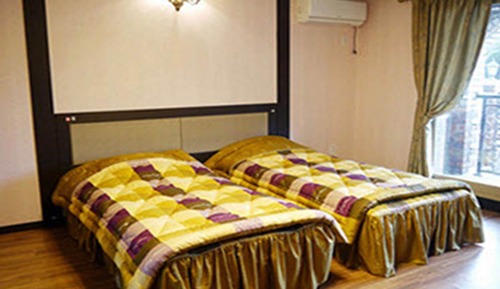 Estudio (2 Single Beds + Welcome Pets)