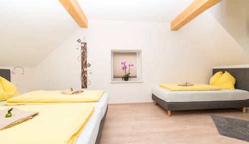Habitación triple familiar, 3 camas individuales