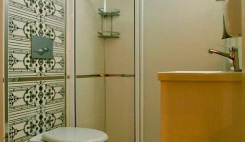 Habitación económica con 2 camas individuales