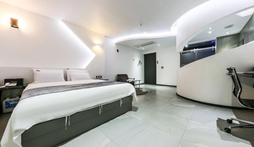 Habitación triple de luna de miel