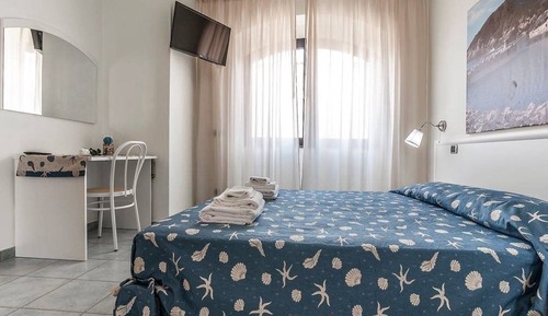 Habitación con 1 cama doble o 2 individuales