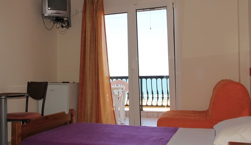 Habitación con 2 camas individuales, vistas al mar