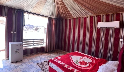 Deluxe Tent