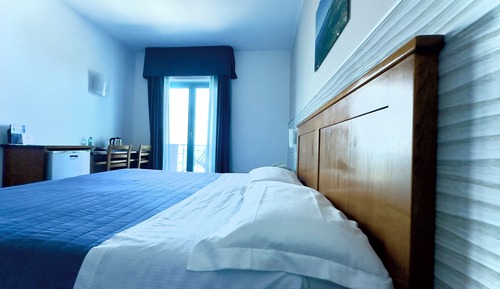Habitación estándar doble, balcón, vistas al mar