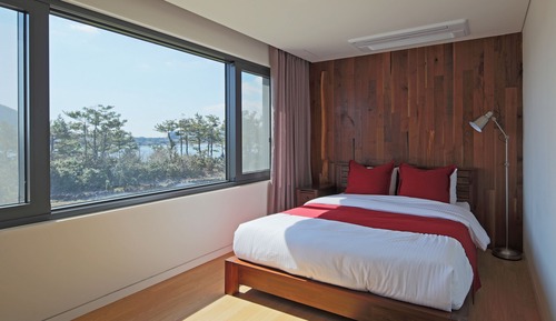 Suite (Corner )