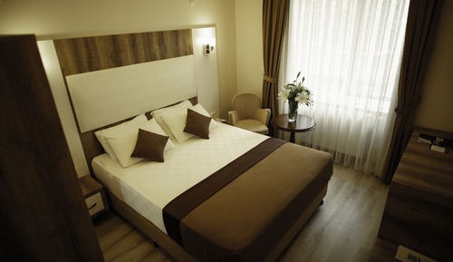 Habitación estándar doble, 1 cama de matrimonio, no fumadores, vistas a la ciudad