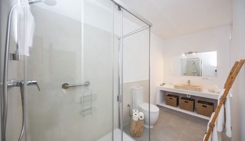 Suite superior, baño privado (Aigua Dolca)