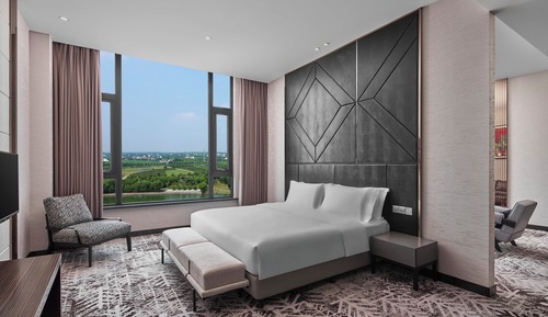 Suite, varias camas, vistas al lago (High Floor)