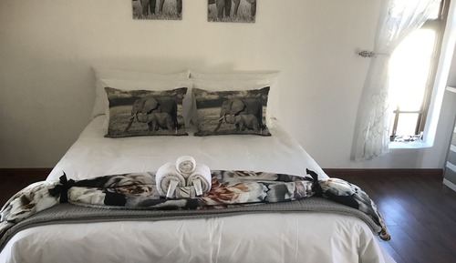 Casa de campo Deluxe, 1 cama de matrimonio, baño privado, planta baja