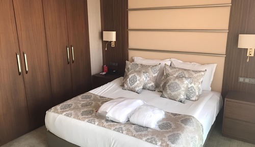 Habitación Business, varias camas, fumadores