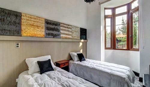 Habitación con 2 camas individuales