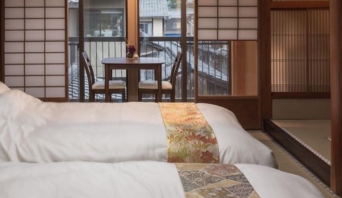 Habitación superior con 2 camas individuales, vistas al jardín (Japanese Style)