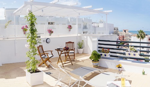 Apartamento, 2 habitaciones, terraza, vistas al mar
