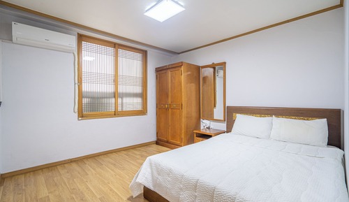 P03) Pension Room for 5 people (Kitchenette)