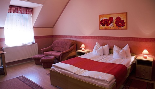 Habitación estándar doble, 1 cama de matrimonio, vistas a la ciudad