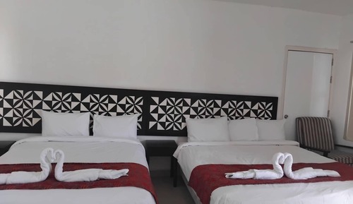 Apartamento familiar, 1 habitación, cocina básica, vistas a la piscina