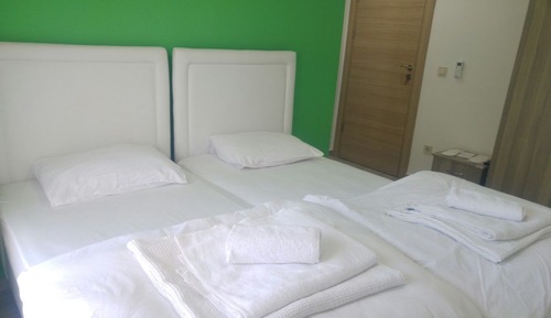 Habitación con 2 camas individuales