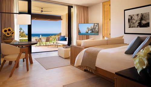 J - Deluxe Ocean View King with Pool