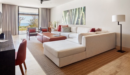 U - Ocean Front Two Bedroom Suite with Pool
