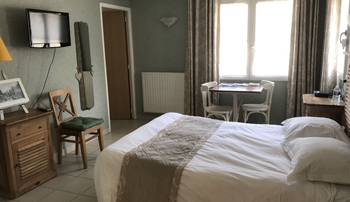 Habitación doble, baño privado (PMR)