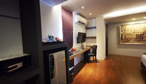 Deluxe King Room 