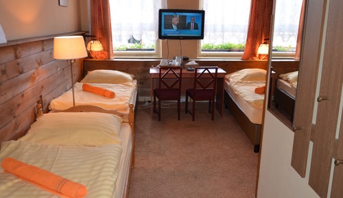 Habitación triple, baño privado