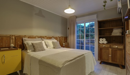Habitación Premium doble, vistas parciales al mar, junto a la playa