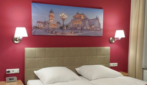 Habitación Confort doble, 1 cama de matrimonio, accesible para personas con discapacidad