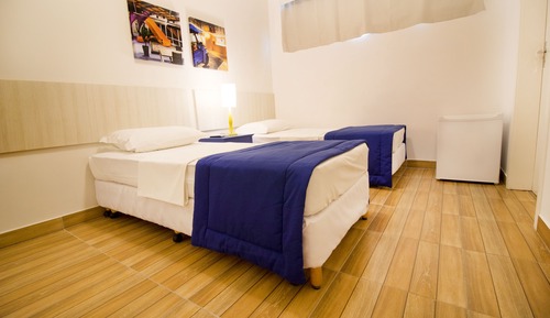 Quarto Standard Quadruplo Solteiro
