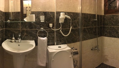 Habitación cuádruple, balcón