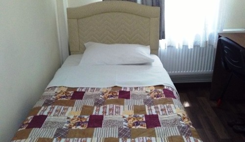 Classic Single Room