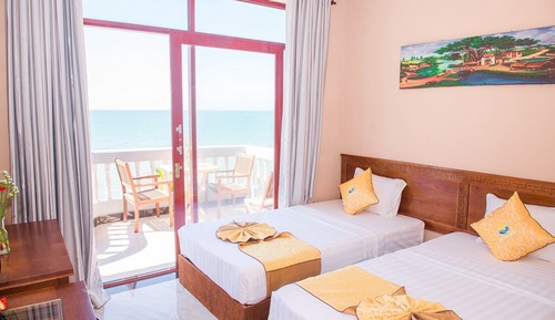 Habitación Deluxe con 2 camas individuales, balcón, vistas al mar