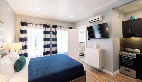 Urban 1-Bedroom Suite