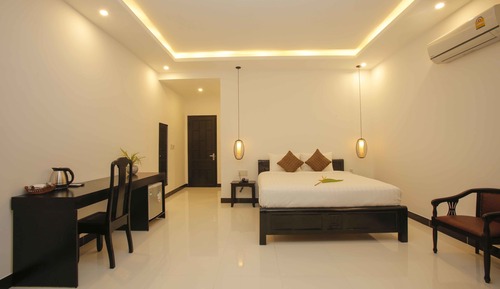 Habitación superior con 1 cama doble o 2 individuales