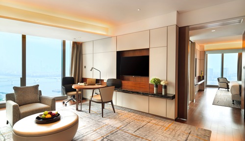 Suite junior, 1 cama de matrimonio grande (Canton Tower View)