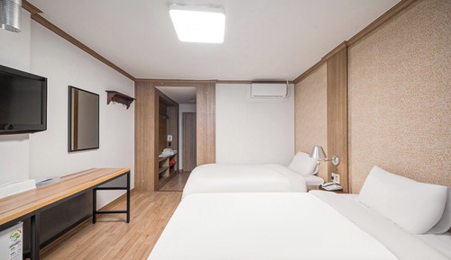 Habitación con 2 camas individuales