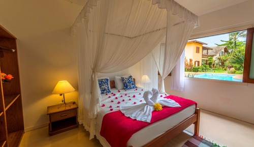 Apartamento Deluxe, 1 habitación, bañera de hidromasaje, vistas a la piscina