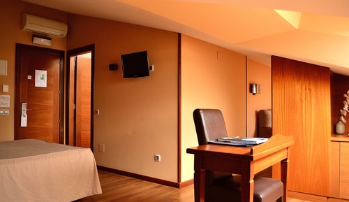 Habitación con 1 cama doble o 2 individuales