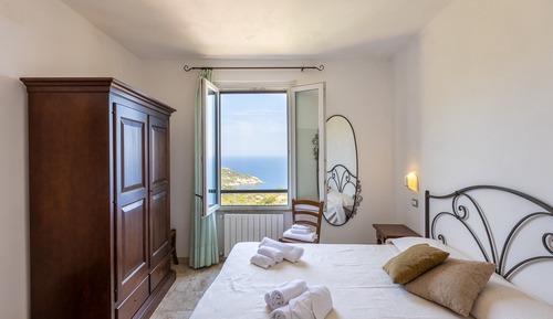 Habitación con 1 cama doble o 2 individuales, vistas al mar