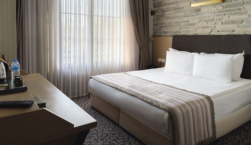 Habitación familiar, vistas al jardín