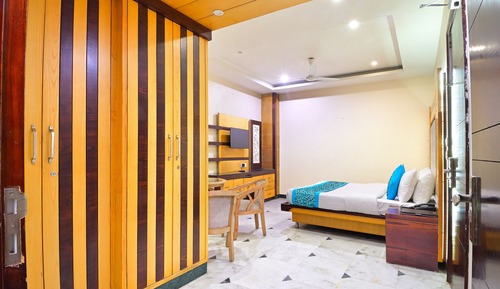 Suite Room with City View