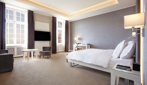 Suite junior, vistas al lago