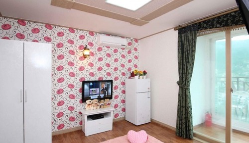 Room (26 (Ondol room) No 304)