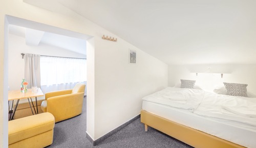 Two Bedroom Triple room