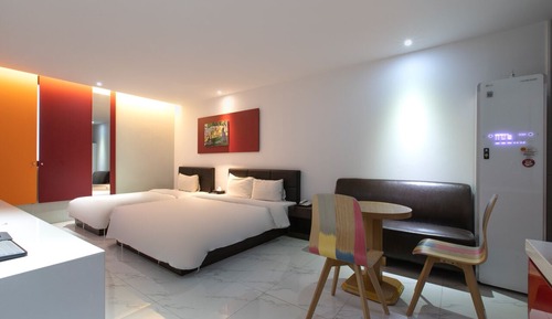 Suite Twin Room