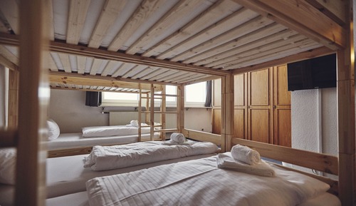 Habitación básica (4 bunk beds)