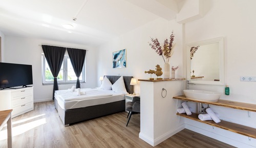 Habitación Deluxe doble, 1 cama de matrimonio grande, bañera, en esquina